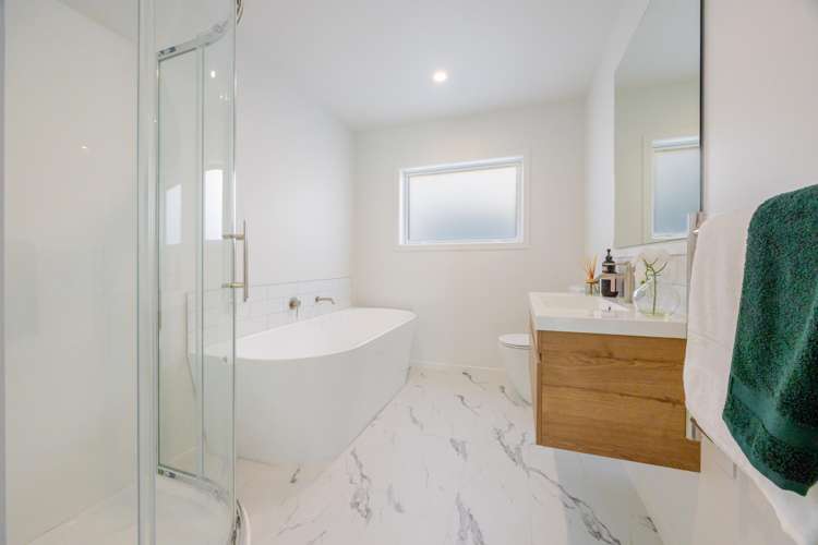 38a The Esplanade Westshore_13