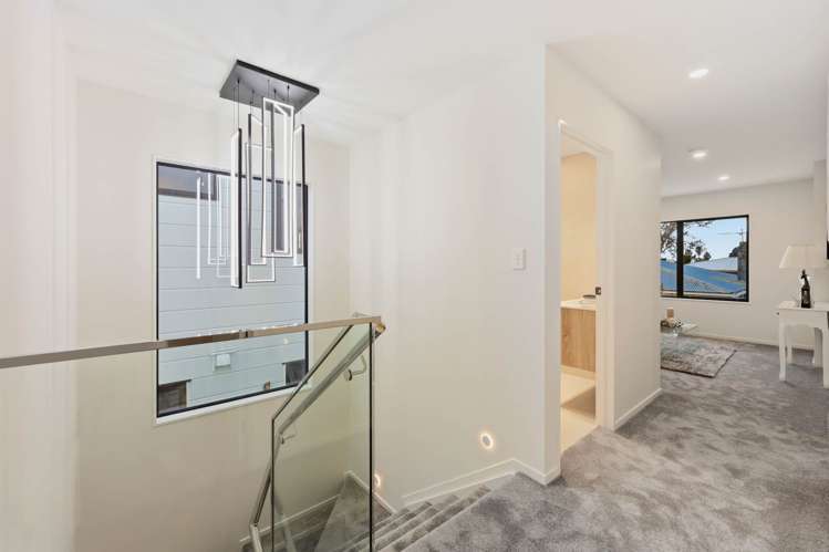Lots 2-5/44 Bradbury Road Botany Downs_12