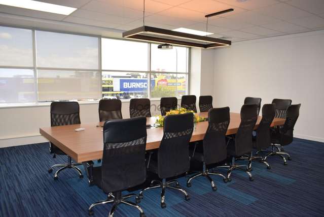 Full Floor available, can incl Signage Rights
