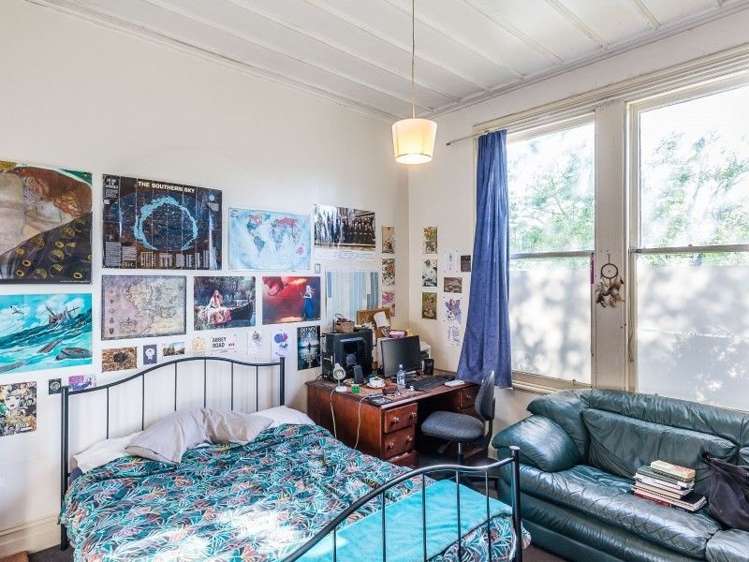 6 Russell Terrace Newtown_6