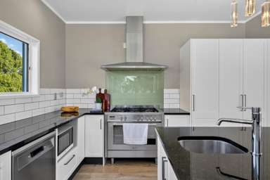 873 Waitakere Road_4