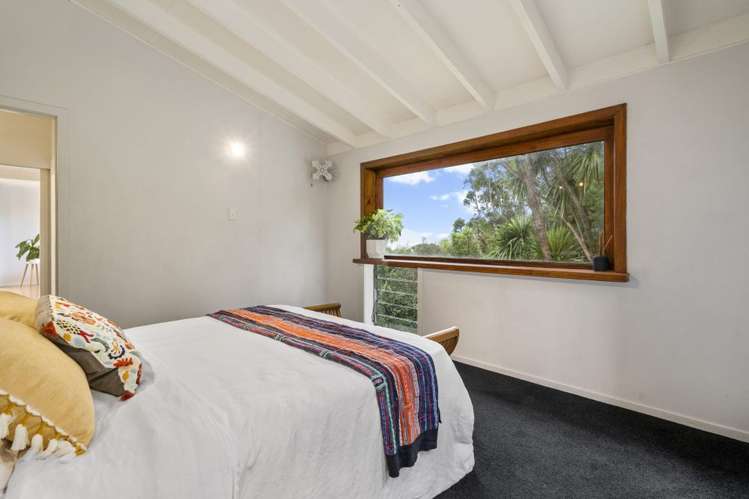 39 & 41 Upland Road Huia_11