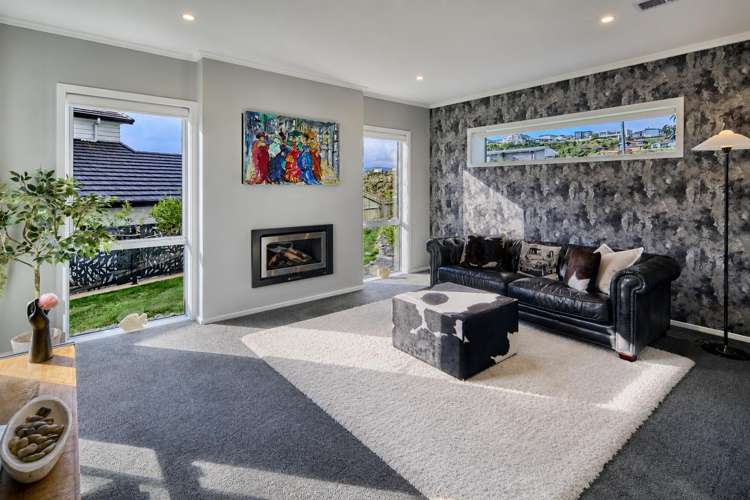 60 Endeavour Drive Whitby_9