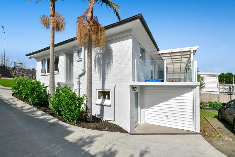 954 Whangaparaoa Road Manly_5