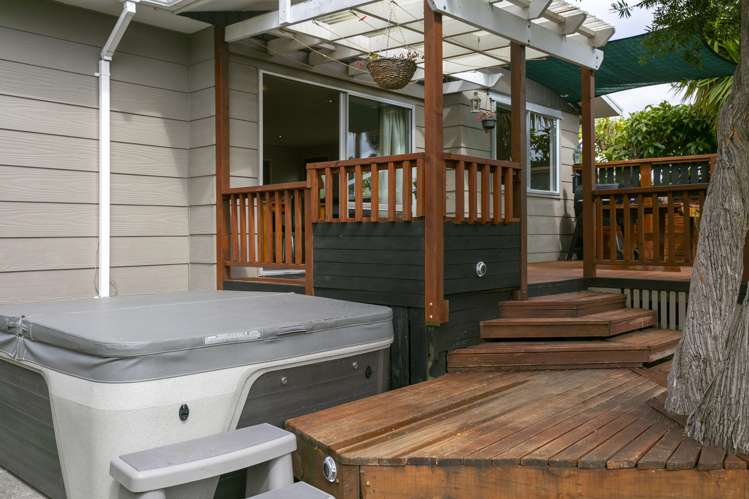 12 Green Place Richmond Heights_29