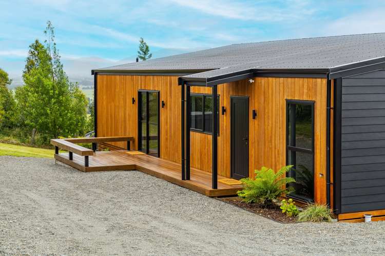 4 Airstrip Ridge Road Carterton_21