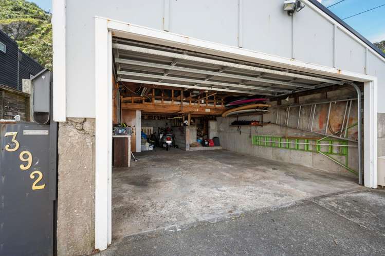 392 The Esplanade Island Bay_13