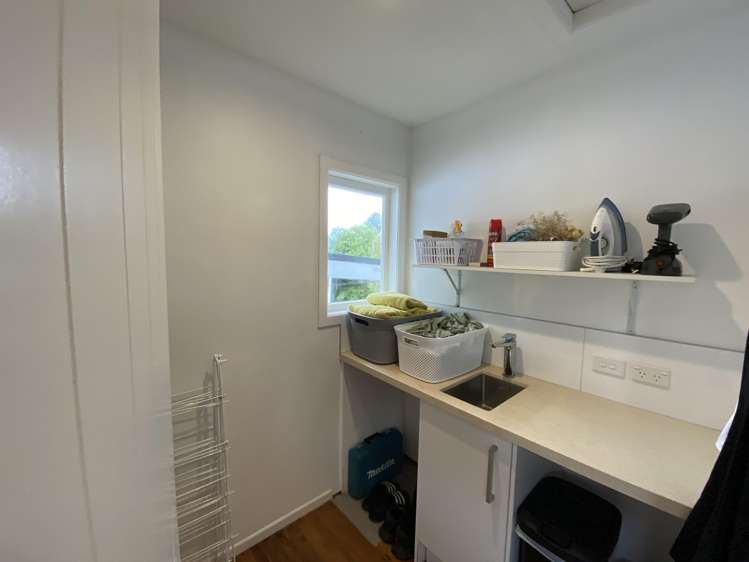 44 Flanshaw Road Te Atatu South_8