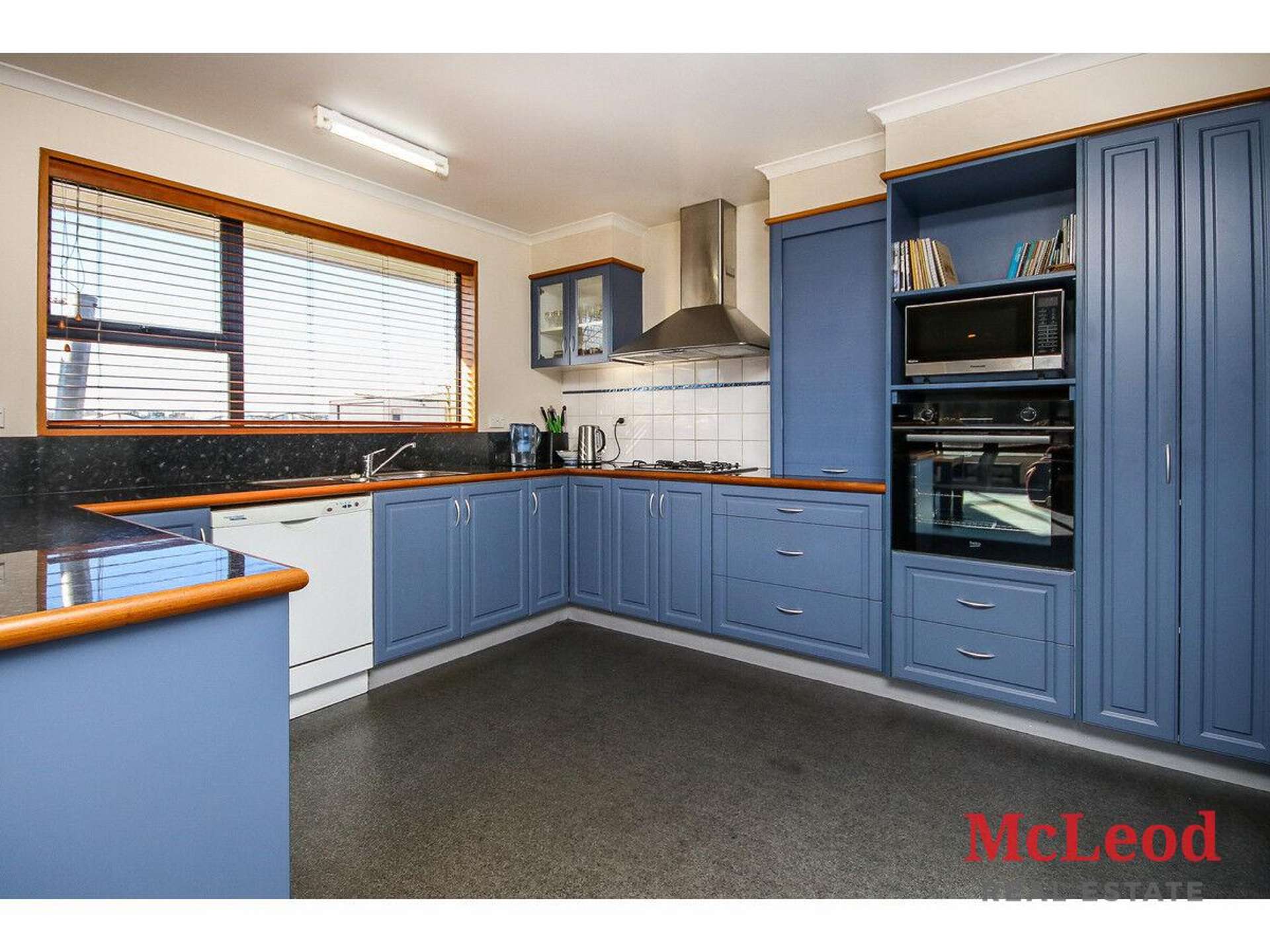 150 Racecourse Road Allenton_0
