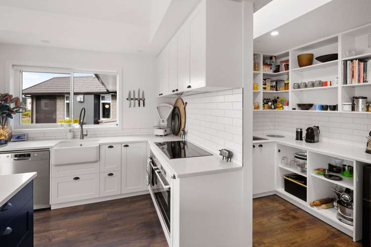 56 Whare Marama Drive Leamington_12