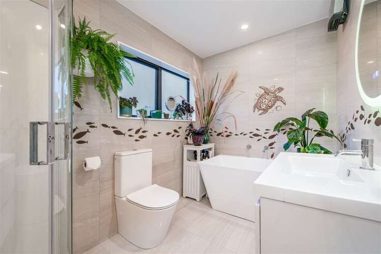 11 Kaimai Avenue Massey_15