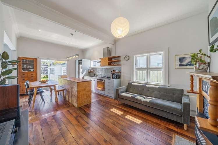 11 Plunket Avenue Petone_3