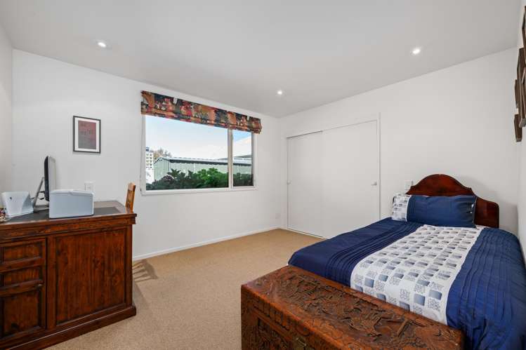 6 Livingstone Place Springlands_24