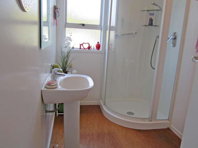 17 King Street Pahiatua_8