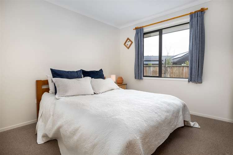 7 Dakota Place Burleigh_15