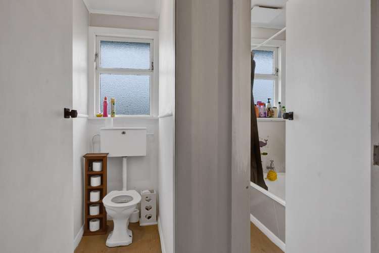 16 Mclean Street Hawera_9