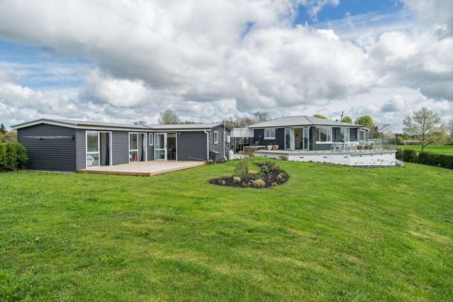 Dual Dwellings - Endless Views