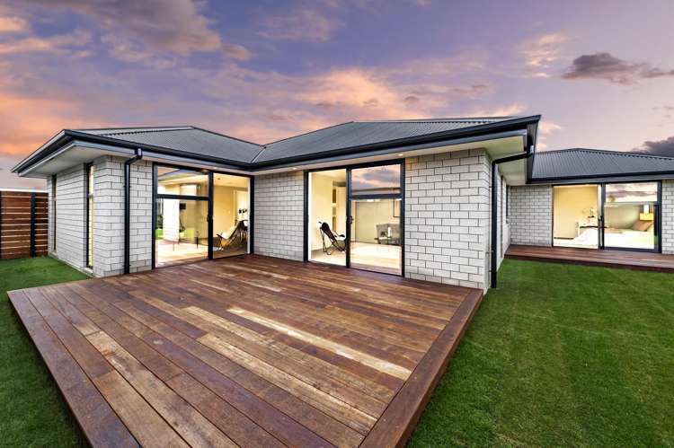 32 Florence Drive Lincoln_2