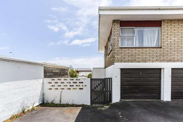 2/194 Powderham Street New Plymouth Central_1