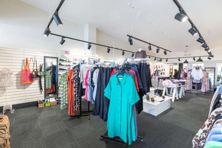 17 Middle Road Havelock North_4