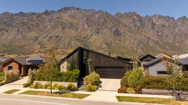 Luxury Living In An Architectural Masterpiece