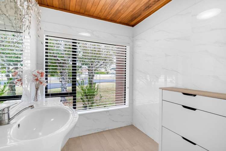 26 Settlers Grove Orewa_16