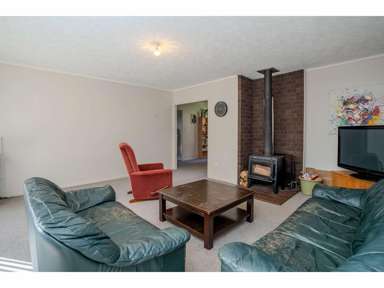 11 Hawkings Crescent_4
