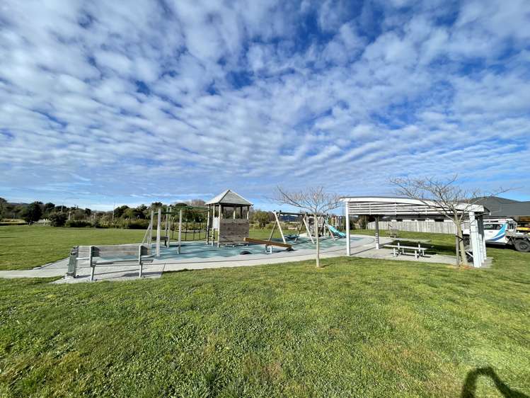 35 Shaw Road Coastlands_15