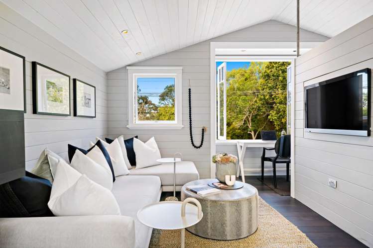 20 Seabreeze Road Narrow Neck_29