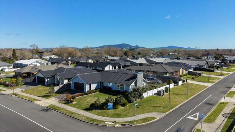 8 Peakedale Drive Matamata_39