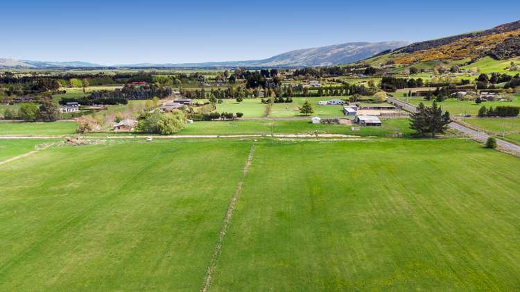 516 Riccarton Road West North Taieri_24