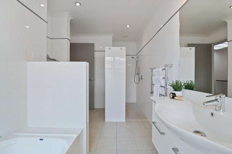 36 Great West Road Westbrook_24