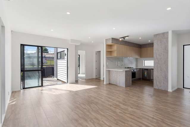 101A Beach Road Te Atatu Peninsula_3