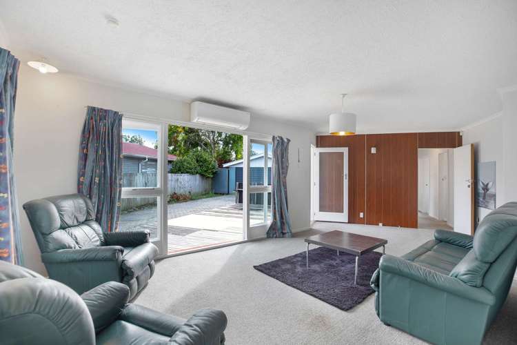 8 Kirner Street Burwood_3