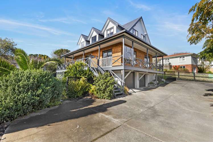 1/893 Beach Road Waiake_25