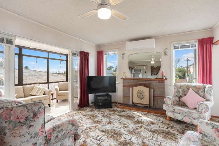 34 Kelwyn Road Kelston_7