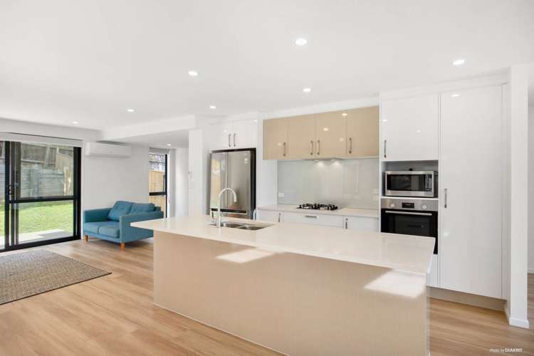 48 Seafarer Crescent Stanmore Bay_2