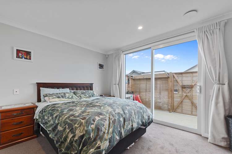 110c/30 Bob Robertson Drive Woodend_7