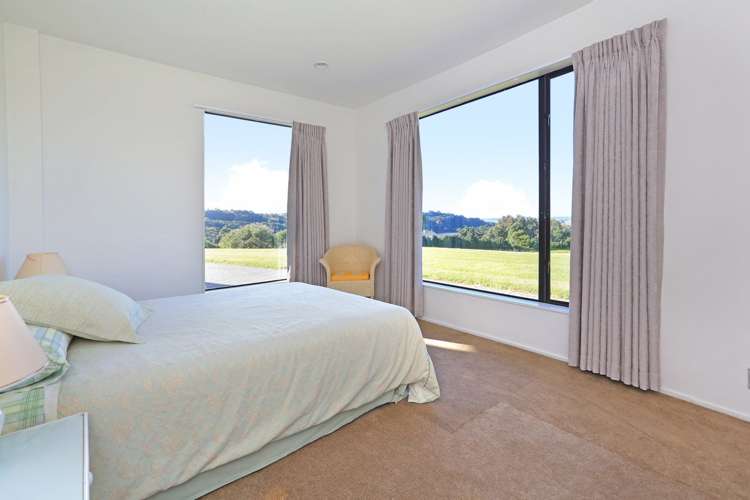 19 Tudor Park Drive Whitford_10