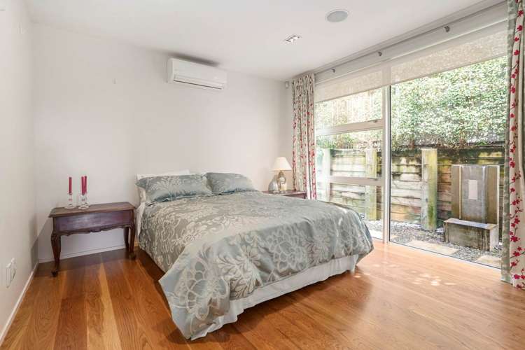 81 Seacliffe Avenue Narrow Neck_18