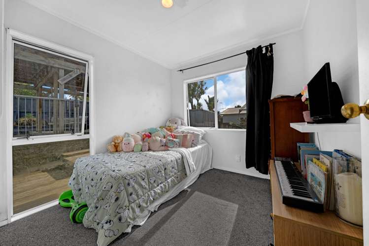 57 Chislehurst Street Henderson_12