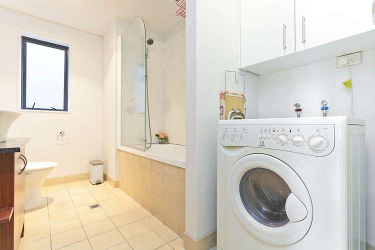 1110/76 Wakefield Street City Centre_15