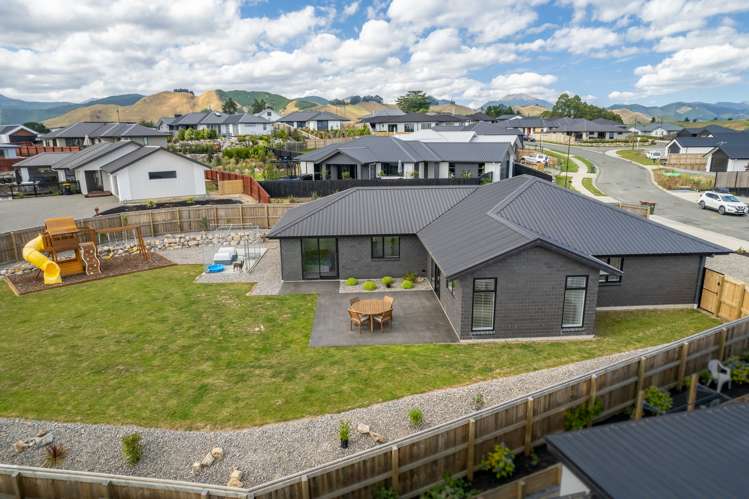 66 Katania Heights Brightwater_16