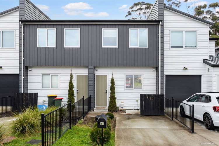 21 Kaimai Avenue Massey_7