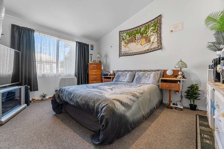 100 Thompson Street Leamington_10