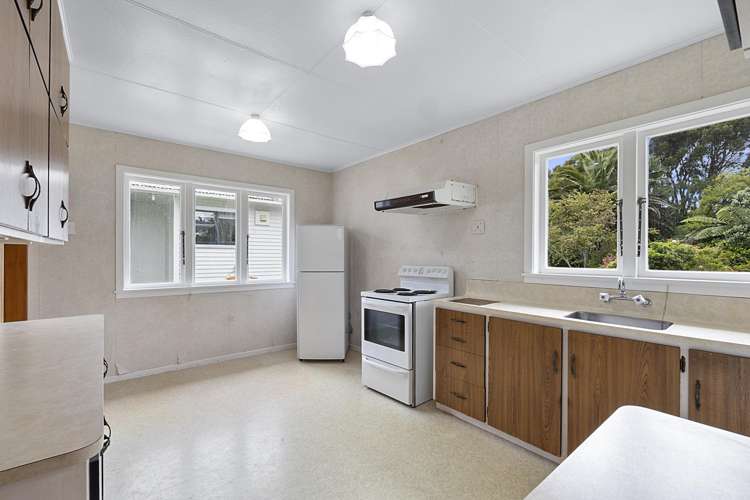 117H Seaview Road Westown_8