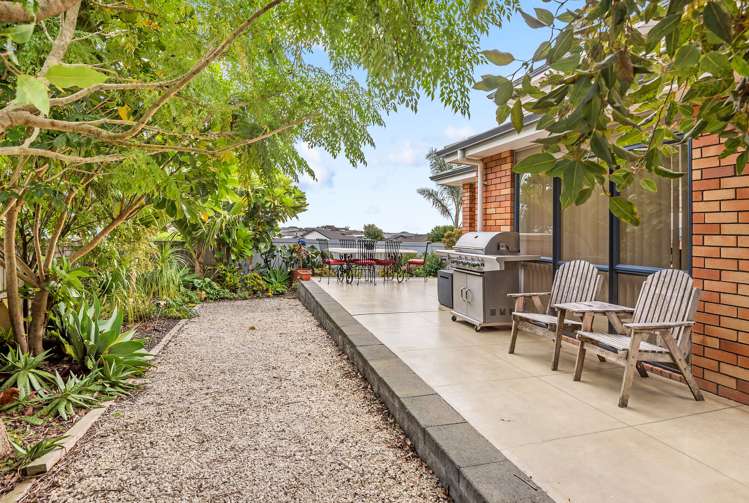 8 Rushland Rise Pukekohe_18