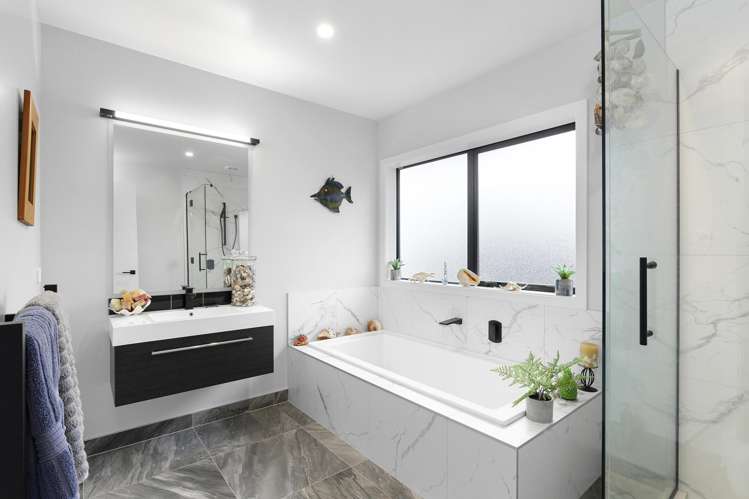 27 Carnaveron Drive Lincoln_28