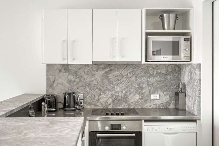 111/85 Customs Street West Auckland Central_6