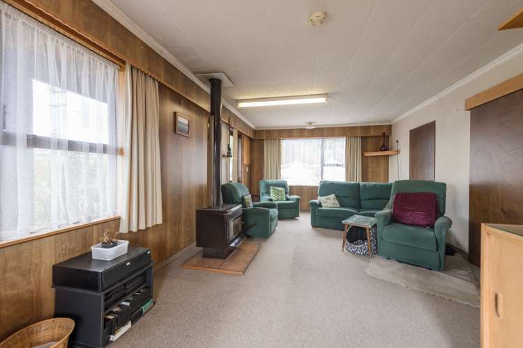 2 Andrew Street Stoke_11